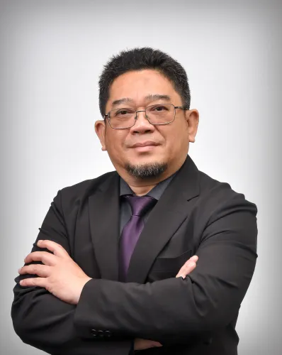 Dr. Raja Shah Mazuir