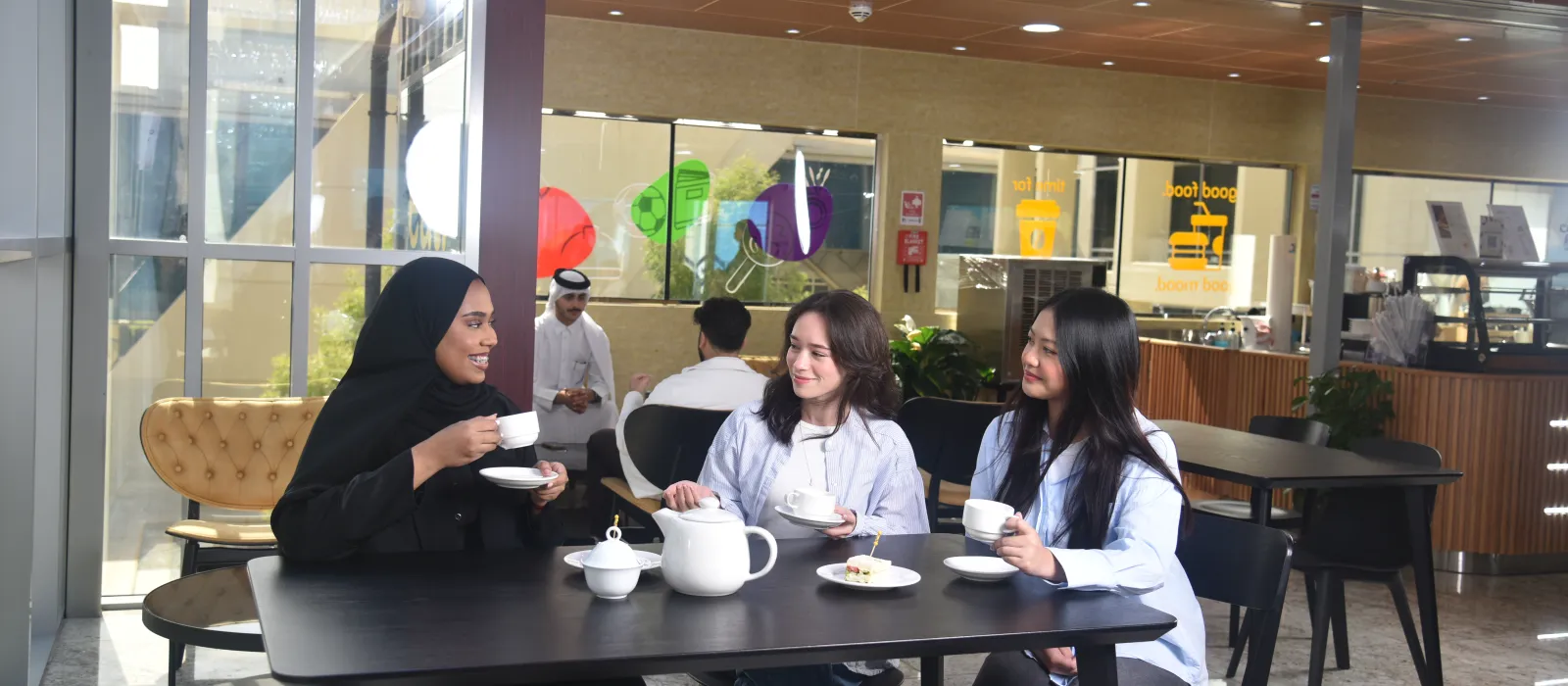 Group of 3 students